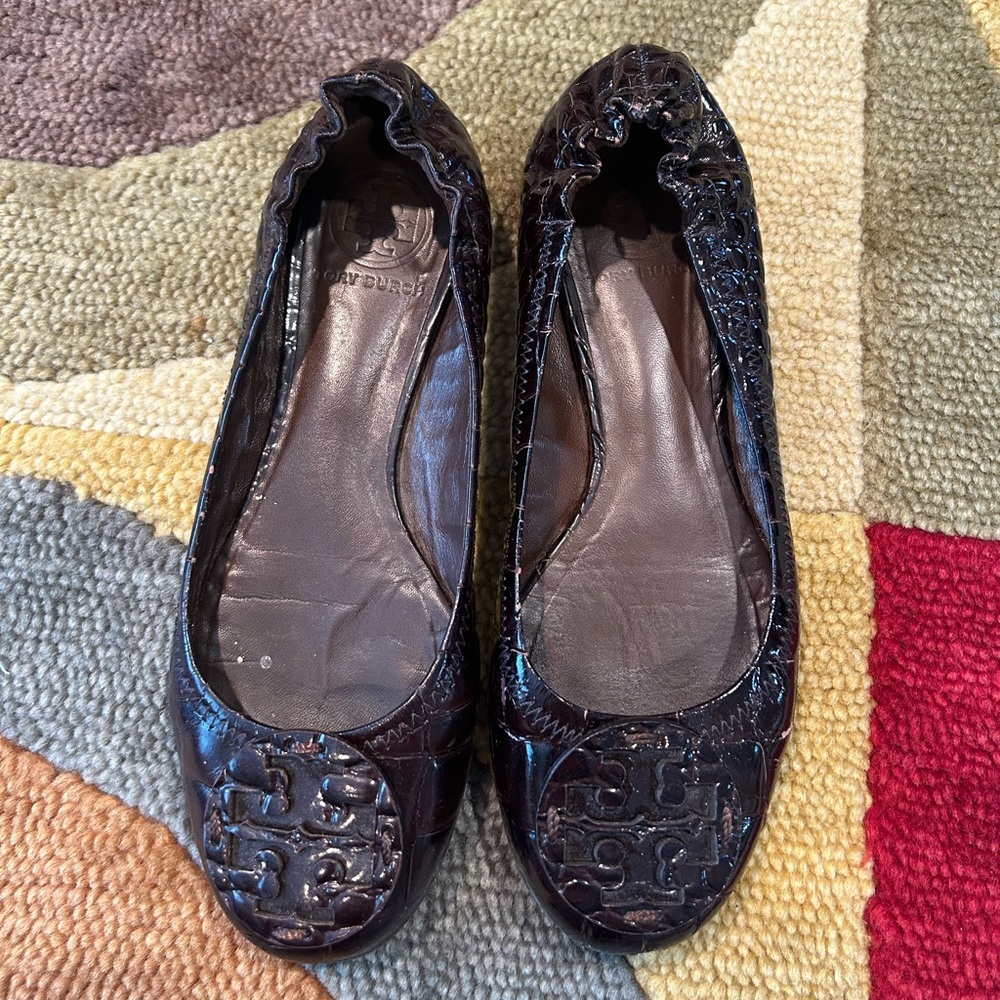 Tory Burch Reva Dark Brown Patent Leather Ballet Flats with Snakeskin Size 6 US